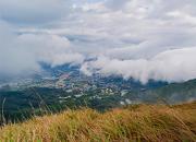 奇山偉岳稱雄峻——中國香港大帽山（陳玉民）